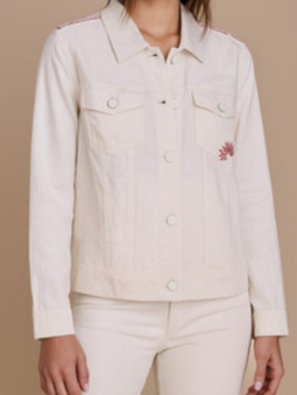 C&C California White Linen Blend Shacket with Pink Sun Embroidery Size Medium